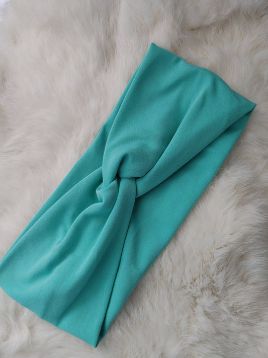 Aqua Willow Knot