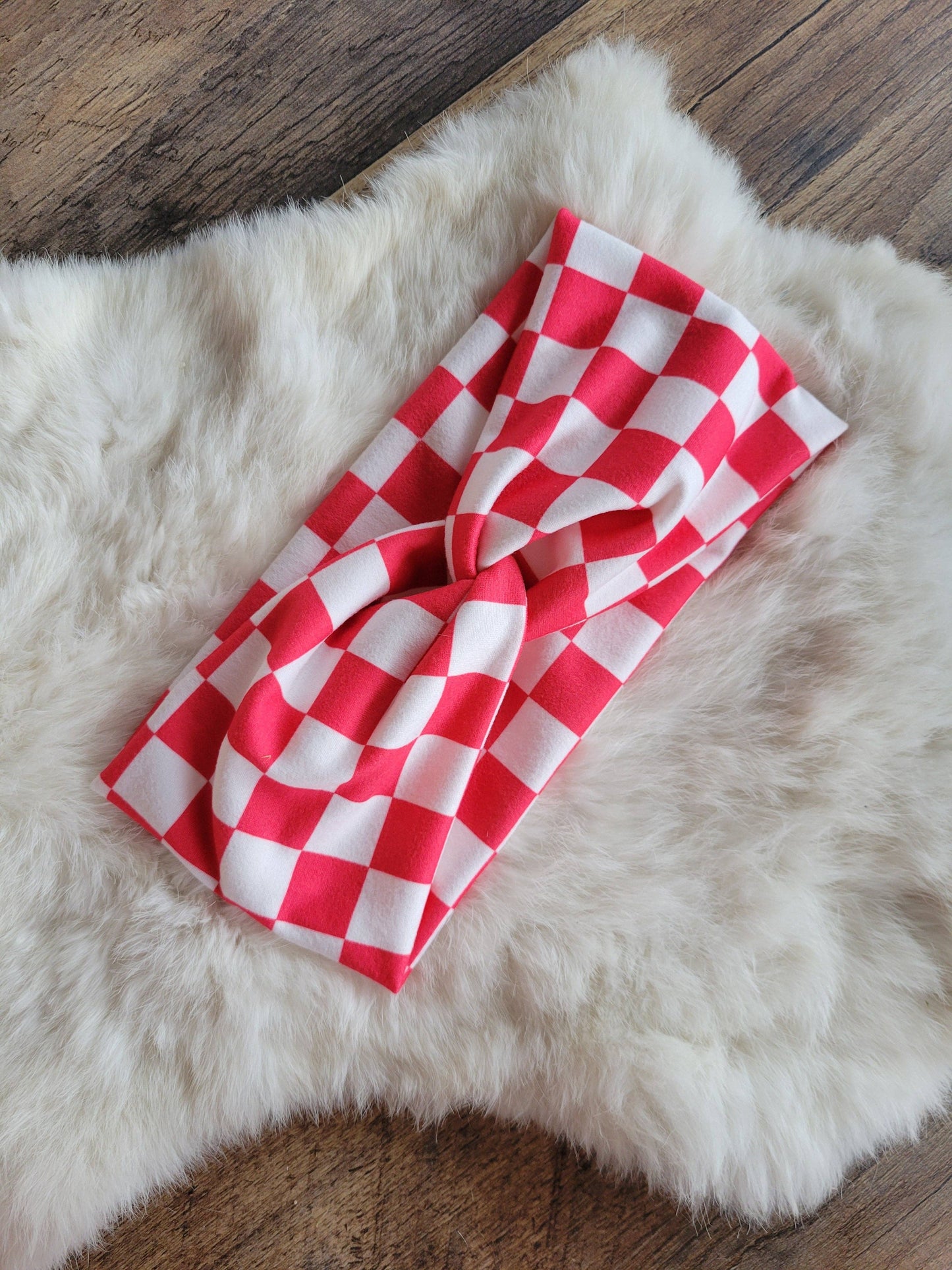 Strawberry Checkered Willow Knot
