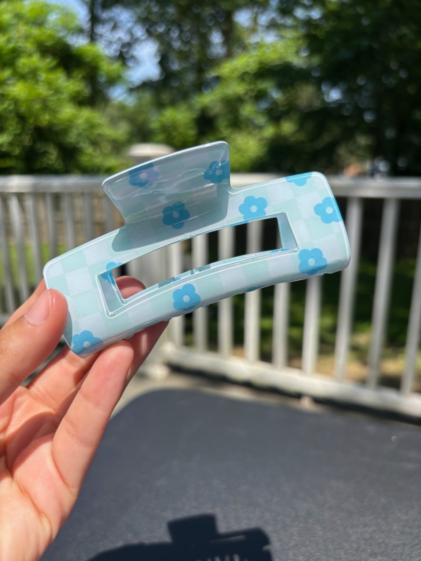 Checkered Daisy Claw Clips Aqua