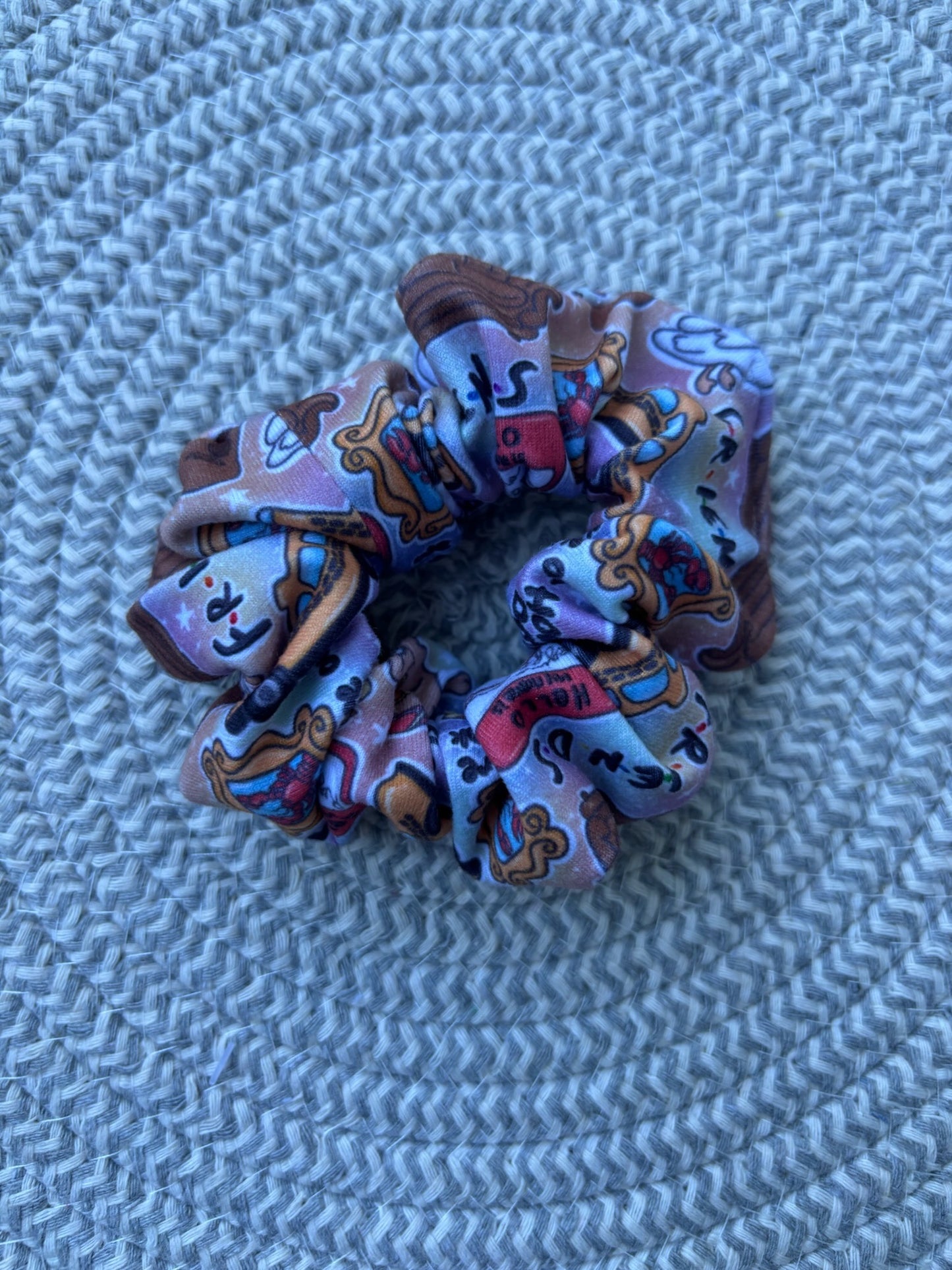 Pivot Scrunchie