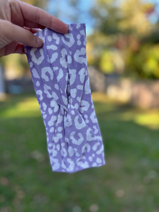 Lavender Leopard Willow Knot