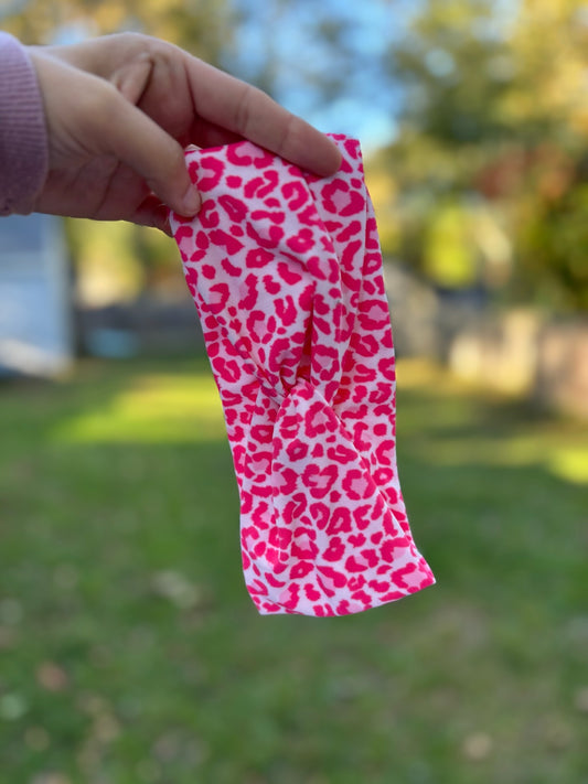 Neon Pink Leopard Willow Knot