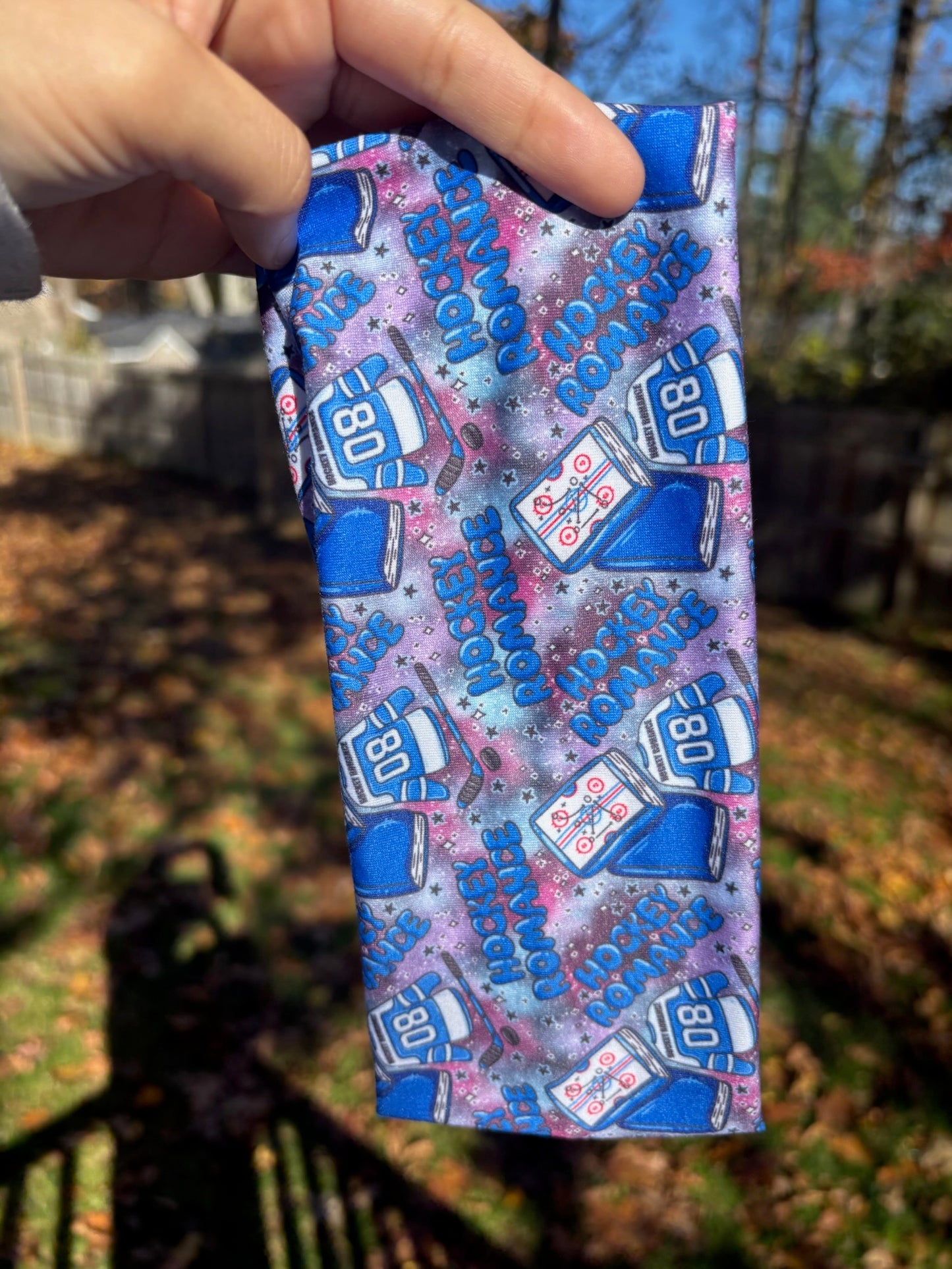 Hockey Romance Willow Knot