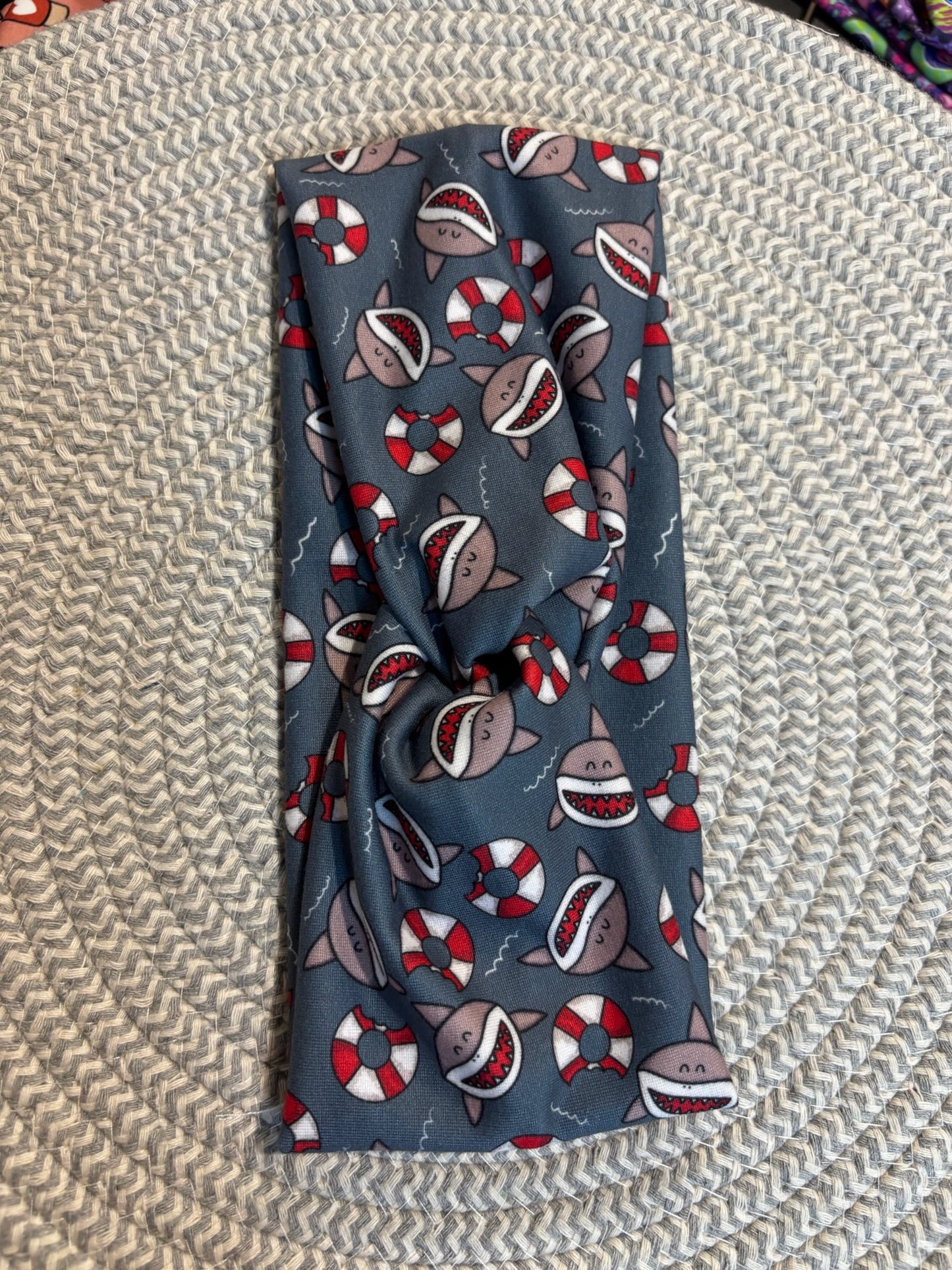Shark Attack Willow Knot