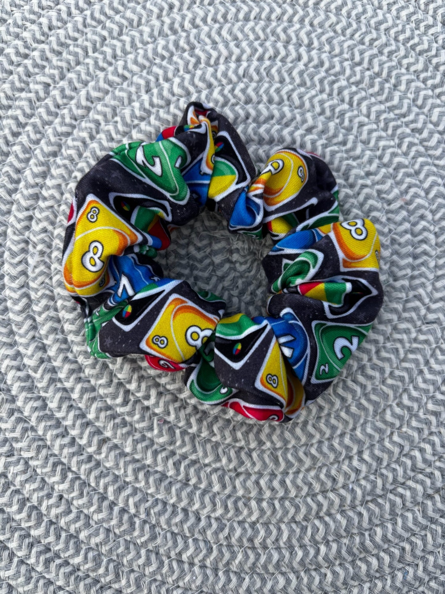 Draw 4 Scrunchie