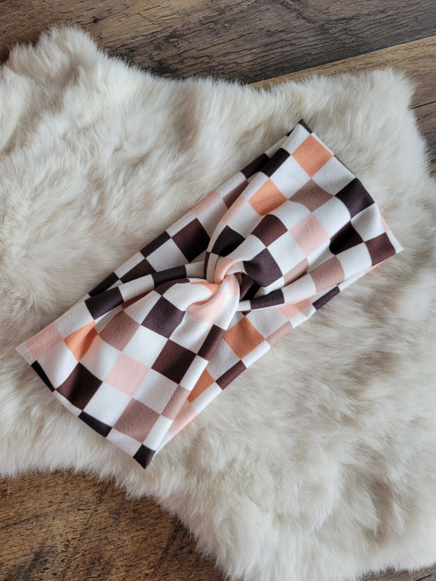 Shades Of Brown Checkered Willow Knot