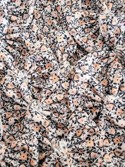 Savannah Bow-Wild Vines Floral