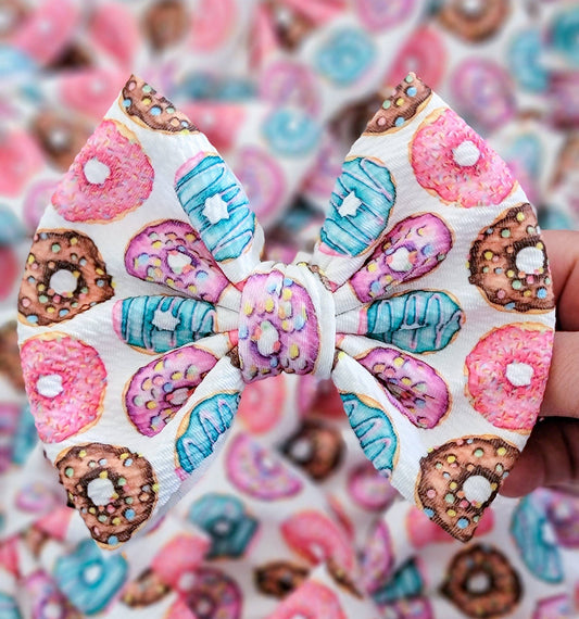 Savannah Bow-Donut Time