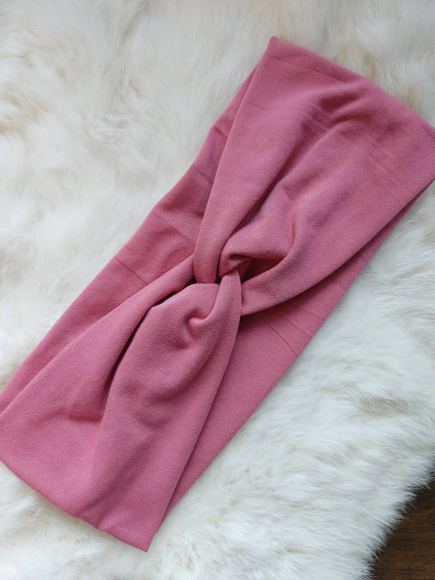 Raspberry Willow Knot