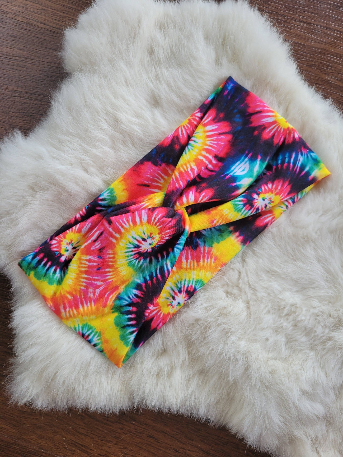 Rainbow Swirl Willow Knot