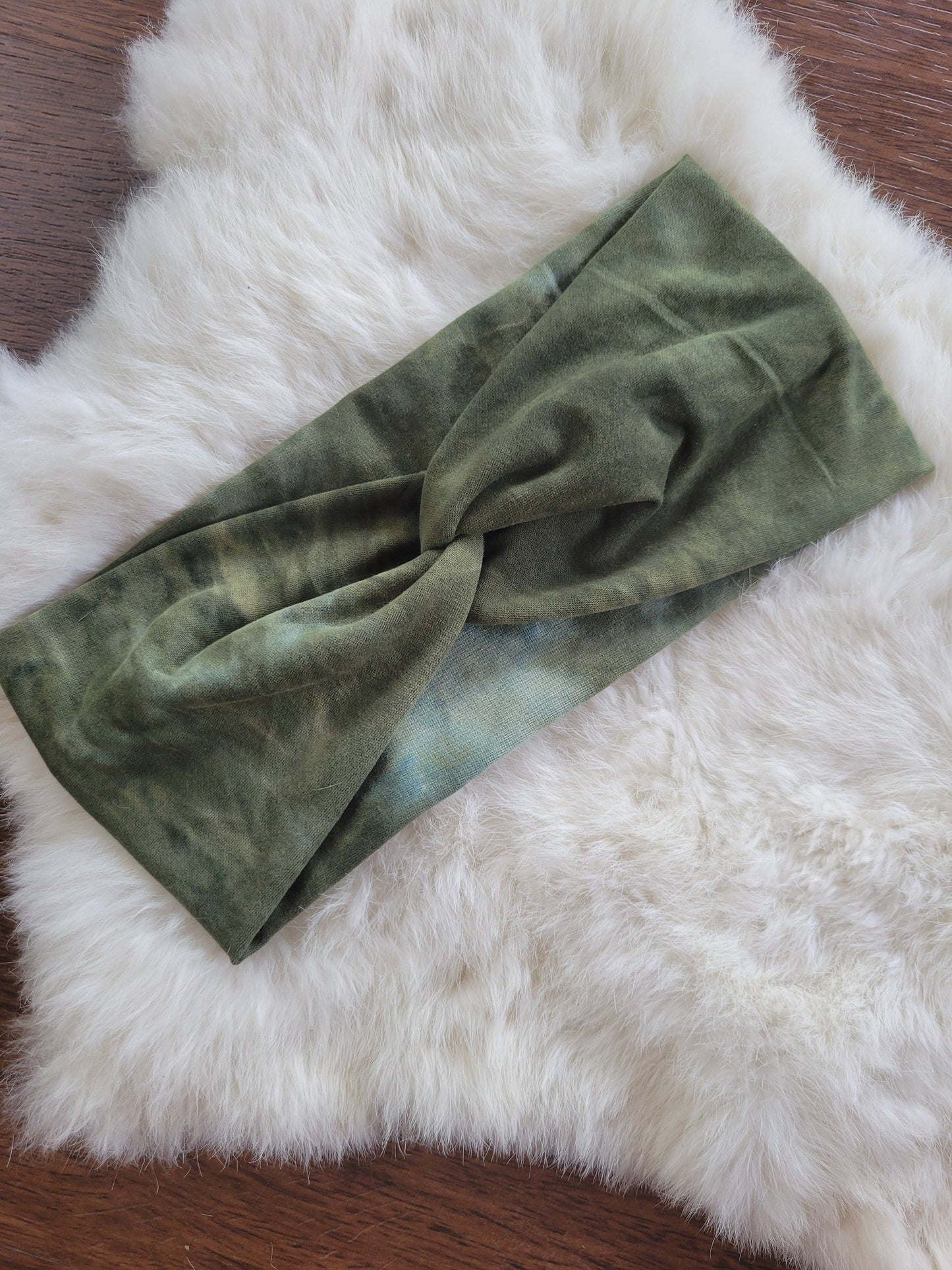 Olive Green Tie Dye Willow Knot