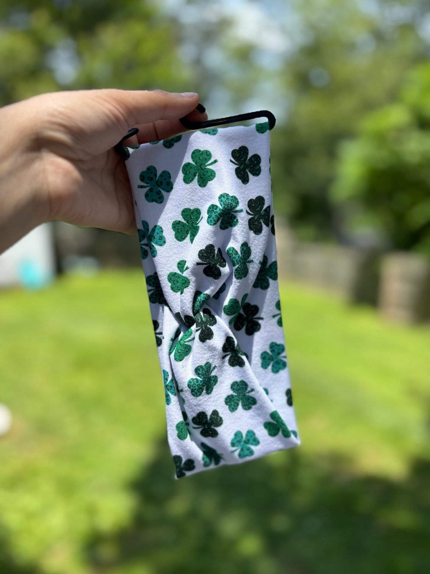 Luck of the Irish Willow Knot