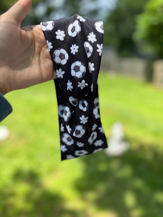 Corner Kick Willow Knot