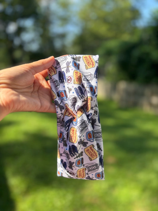 Stars Hollow Vibes Willow Knot