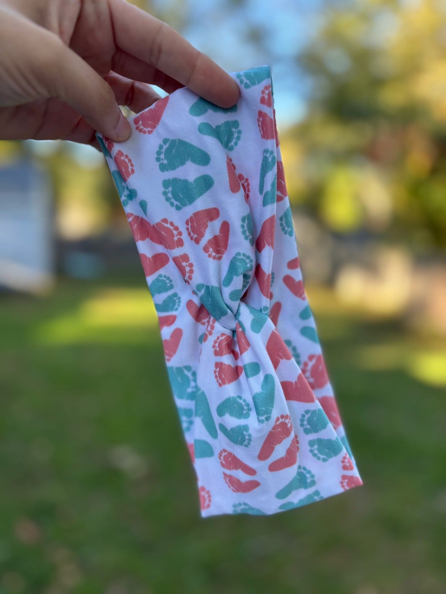 Pink And Blue Baby Feet Willow Knot