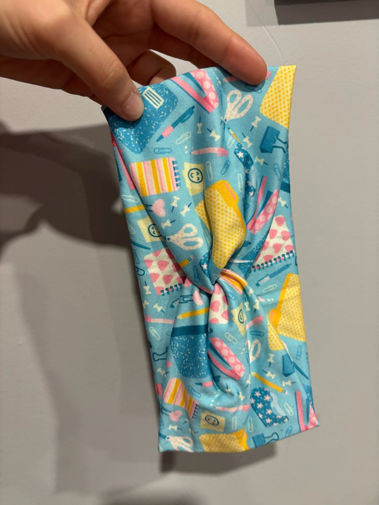 School Supply Lover Willow Knot