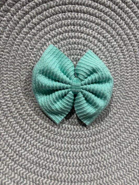 Mint Bow
