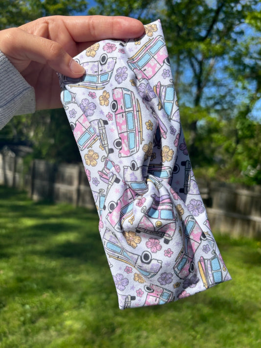 Hippie Bus Willow Knot