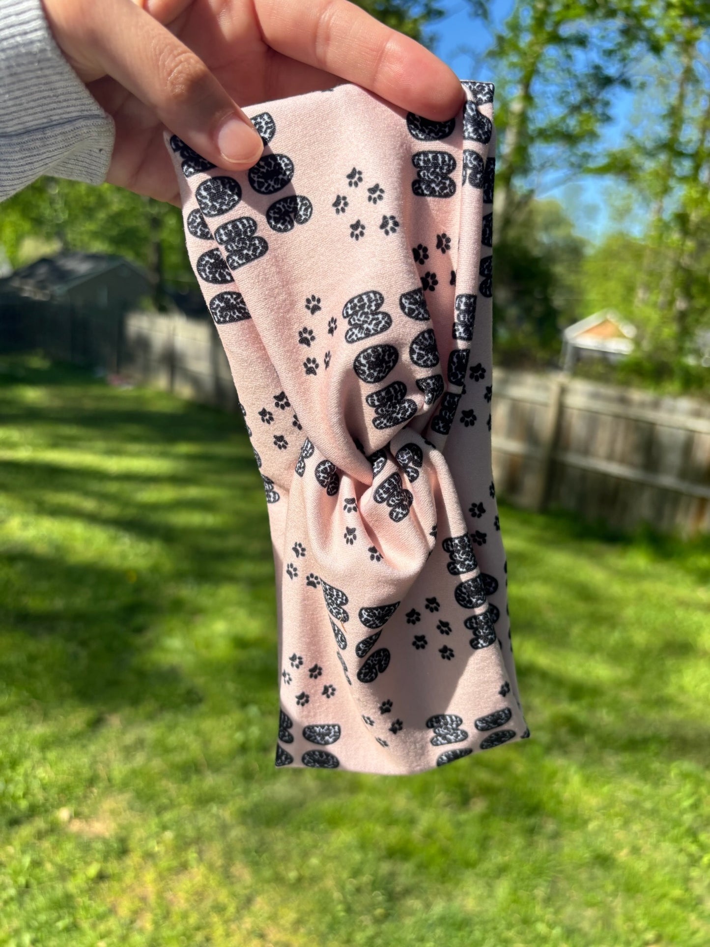 Dog Mom Willow Knot
